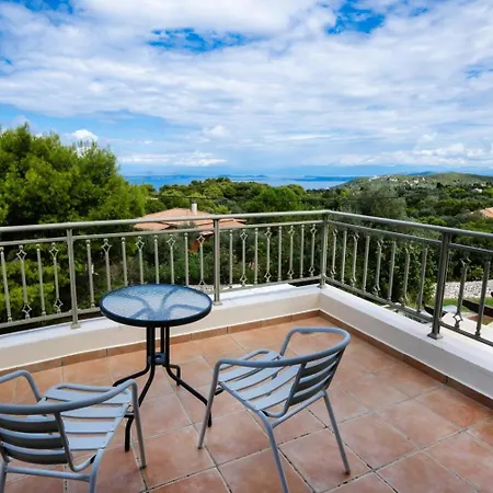 Eudora Tsoukaládhes